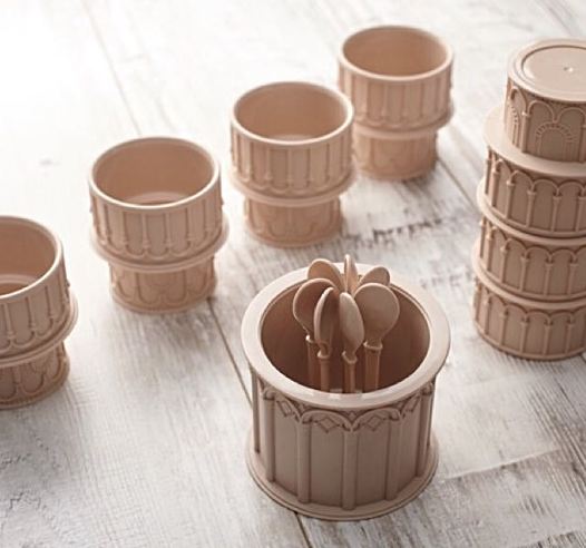 leaning tower cup set